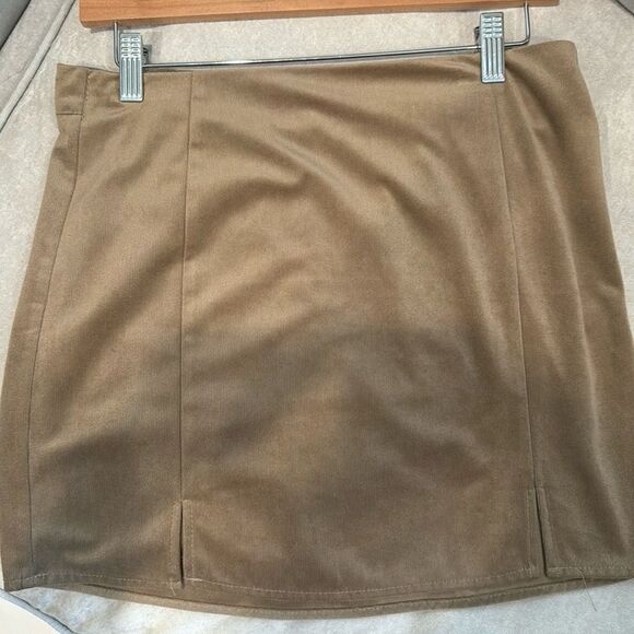 Super cute corduroy skirt - Picture 5 of 7